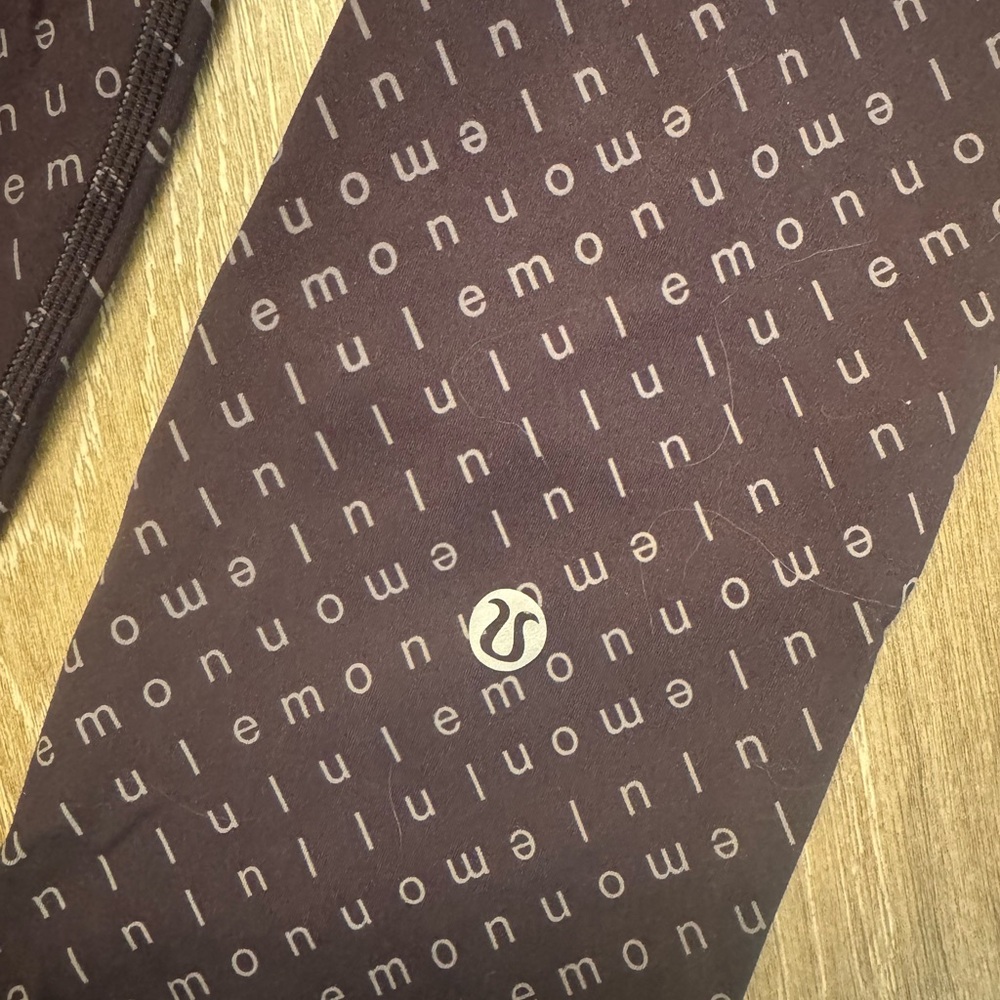 Lululemon Patterned Leggings Euc - image 3